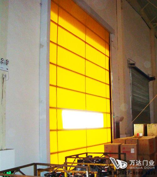 通什镇工厂堆积门